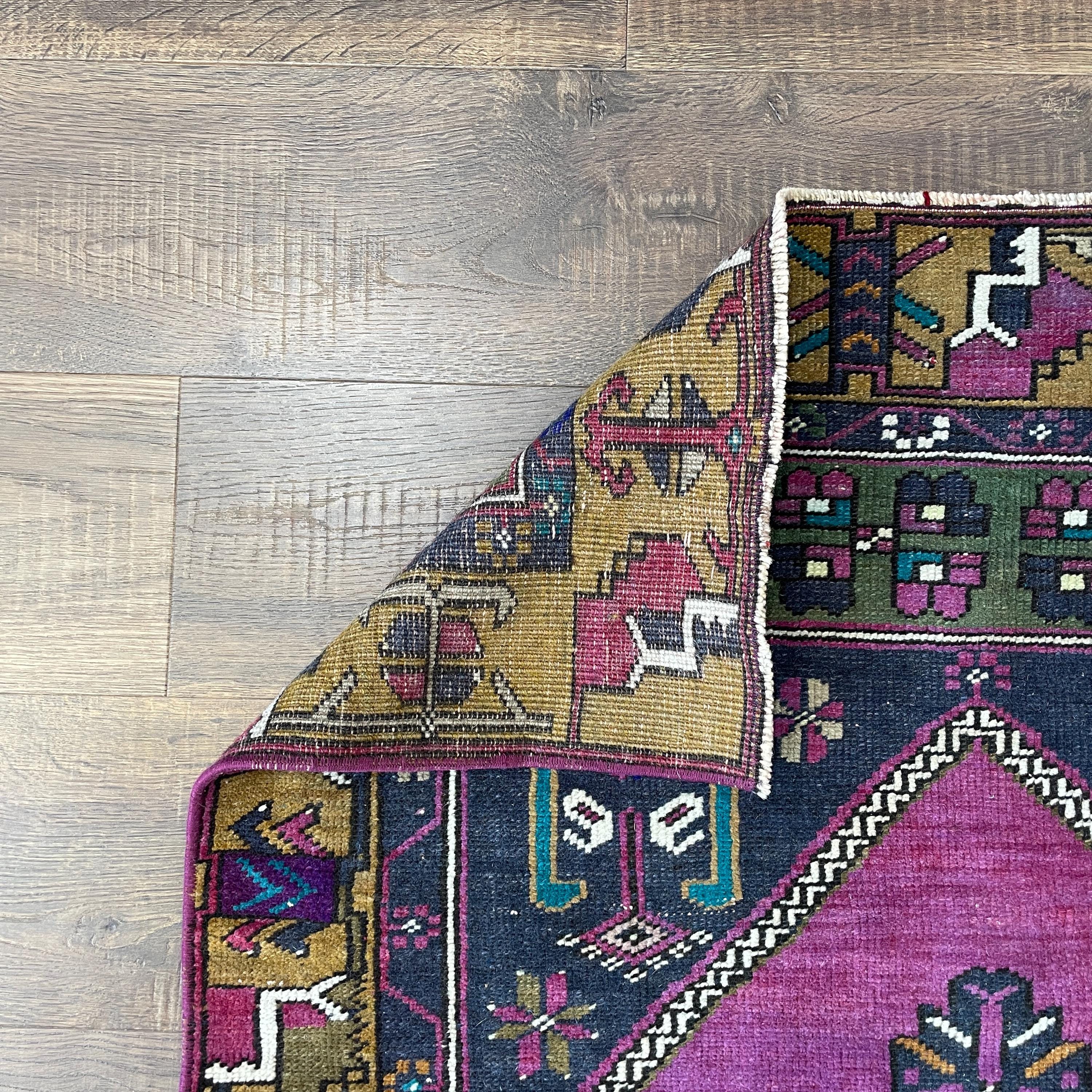 Handmade Turkish Wool Runner Rug: Vintage Pink Boho Hallway Rug (3'1" x 7')