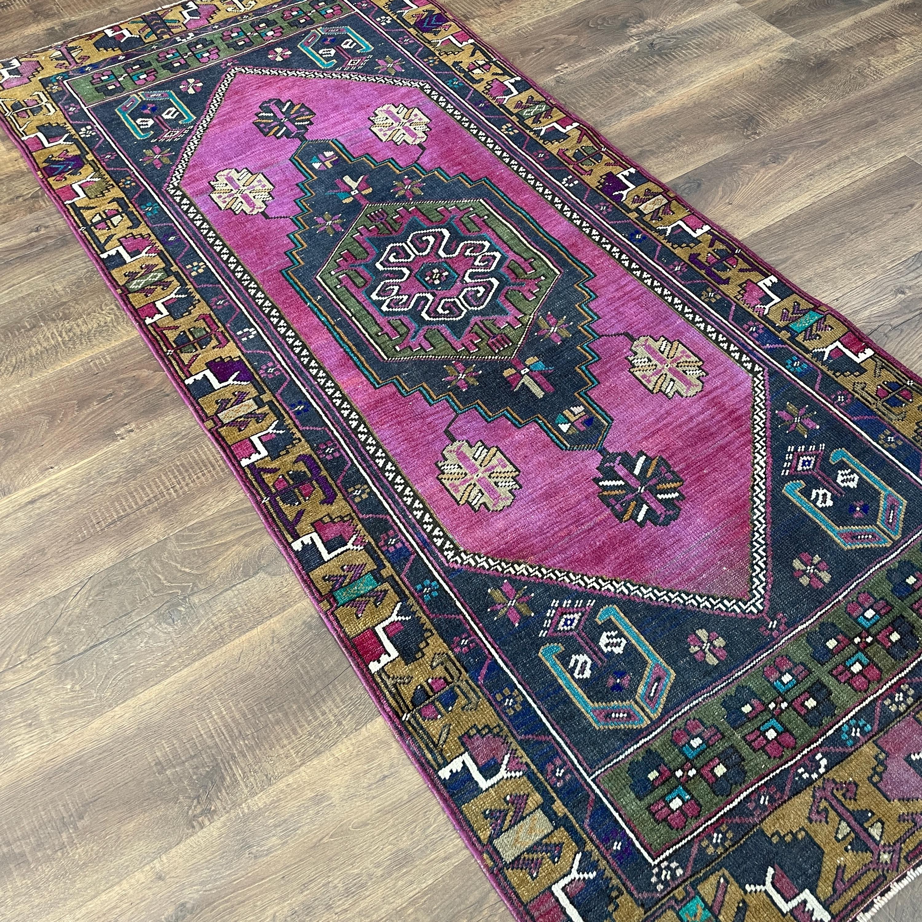 Handmade Turkish Wool Runner Rug: Vintage Pink Boho Hallway Rug (3'1" x 7')