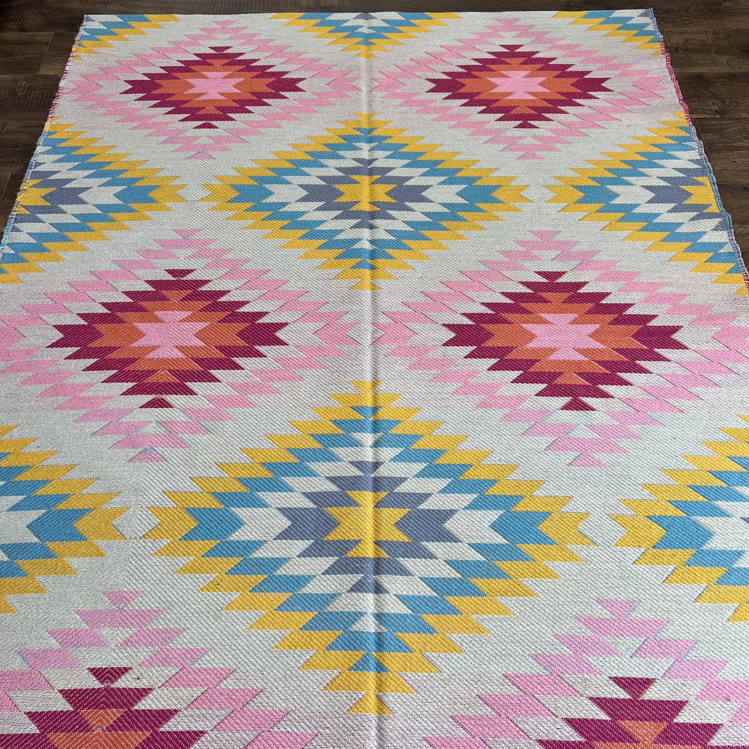 2'7"x8' Wool Kilim Rug – Geometric Tribal Design