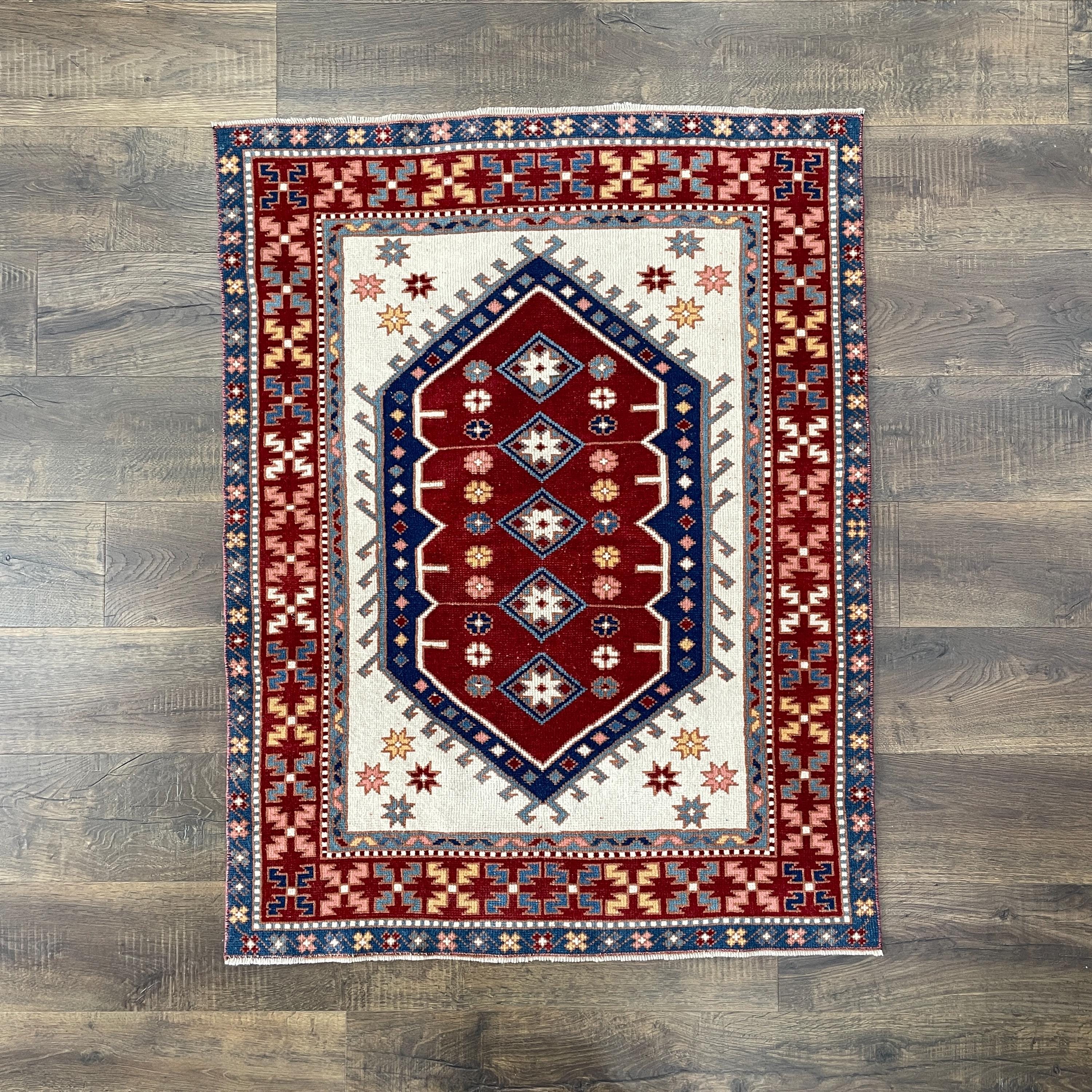 Handmade Turkish Wool Rug: Vintage Red Geometric Medallion