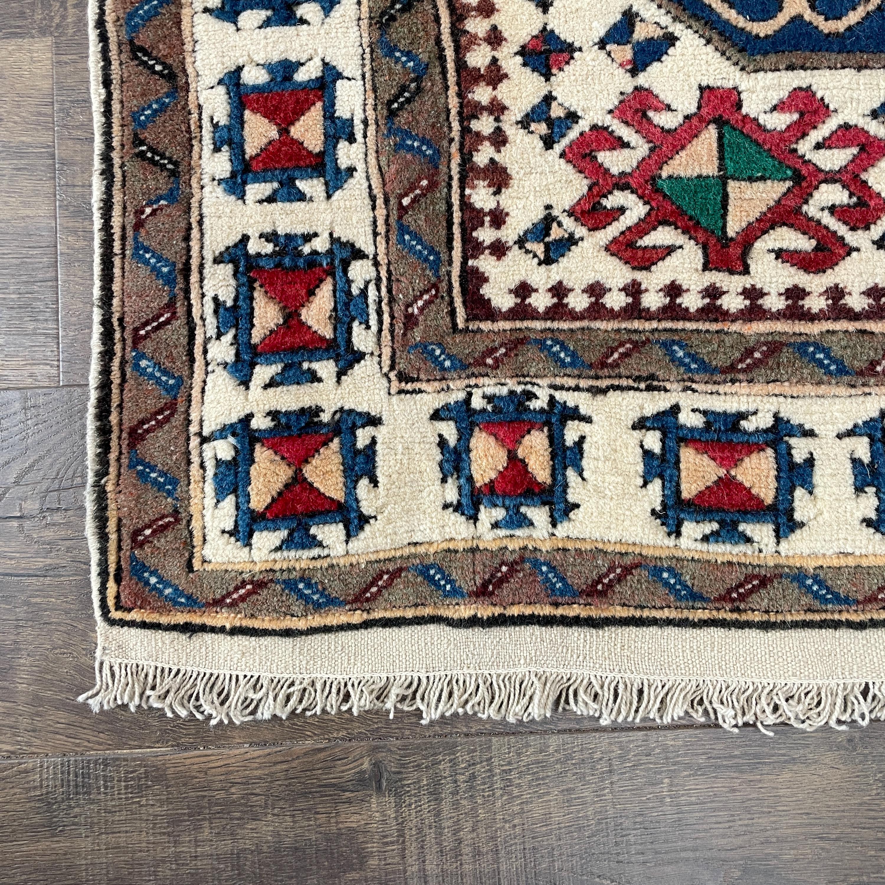 Handmade Turkish Wool Rug (3'5" x 5'10") - Vintage Tribal Bohemian Rug