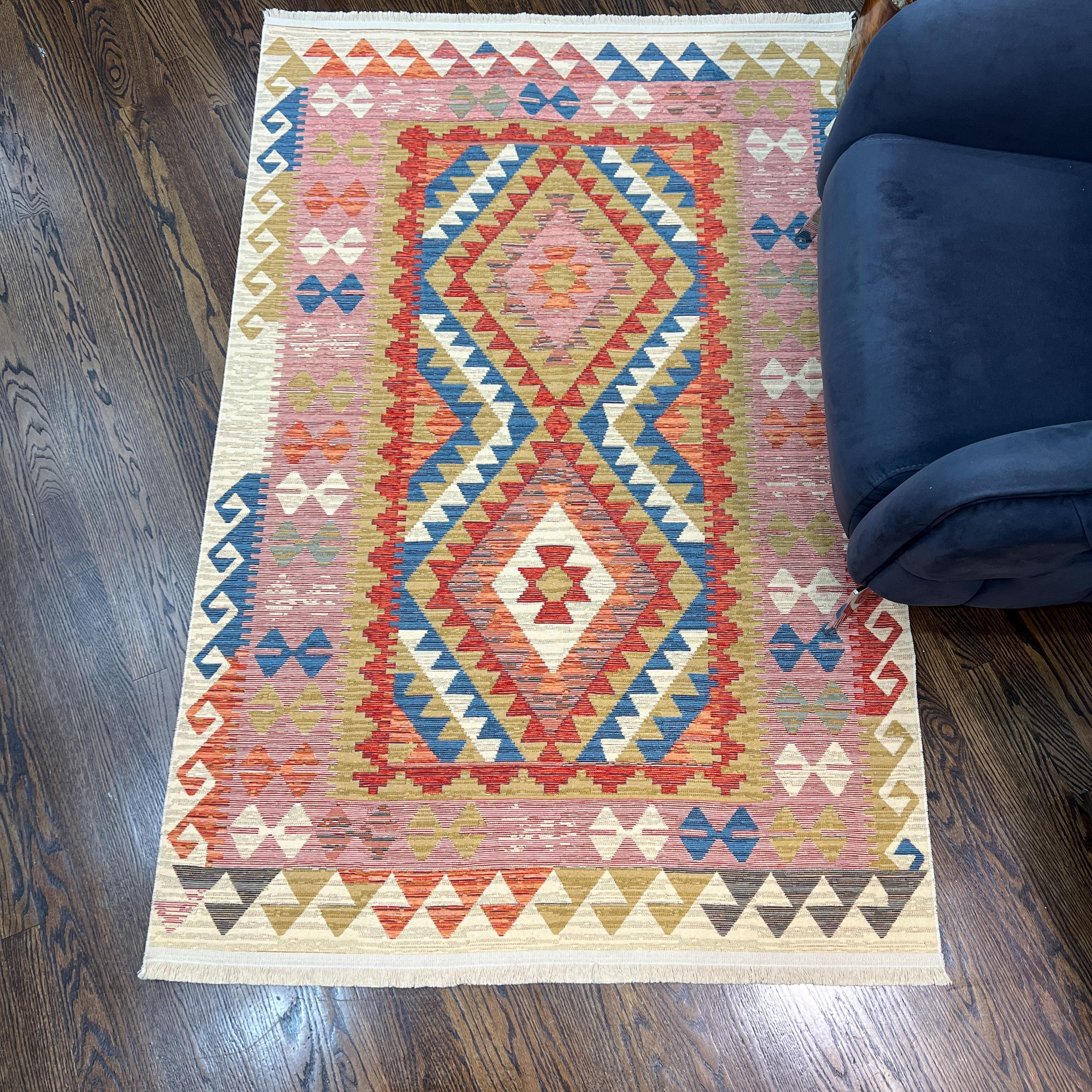 Red Kilim Rug: Bold Tribal Flatweave - 90% Cotton