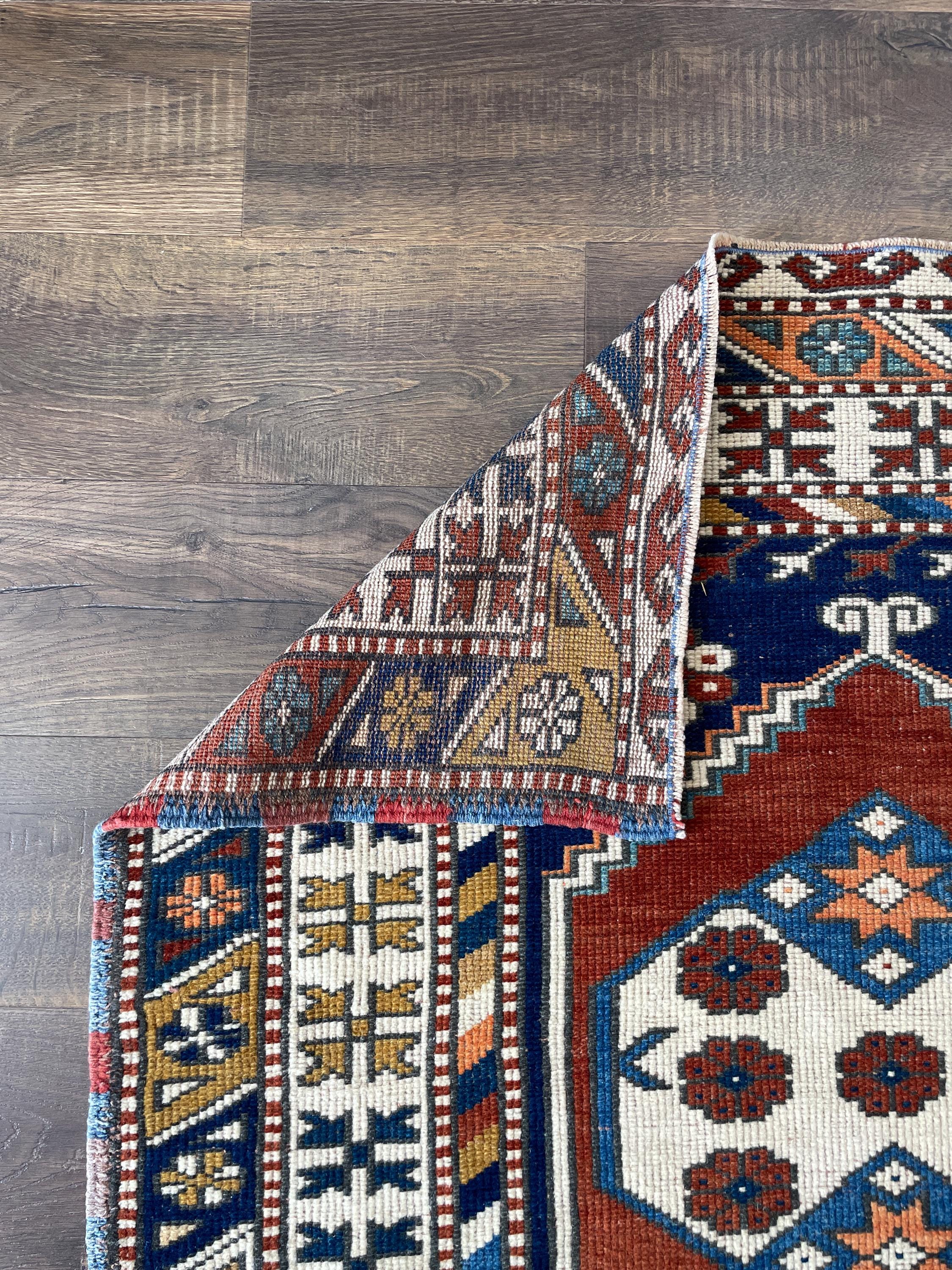 Handmade Turkish Wool Rug: Vintage Tribal Medallion Design - 3'8" x 5'8"