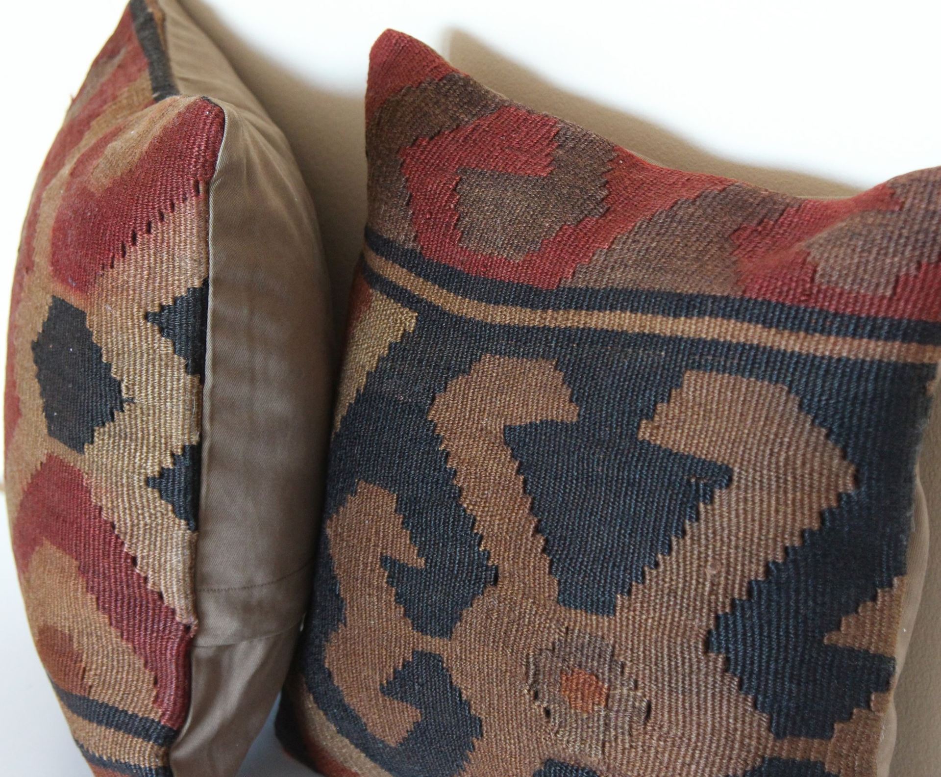 16'' Mediterranean Pillowcases A Pair ChicagoCozy Rugs Chicago