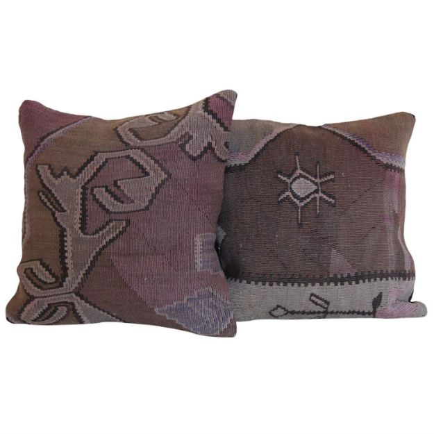 Pair-Purple-Kilim-Rug-Pillow 1