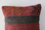 Vintage-Inspired-Throw-Kilim-Pillow 4