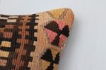 Vintage-Neutral-Throw-Kilim-Pillow 3