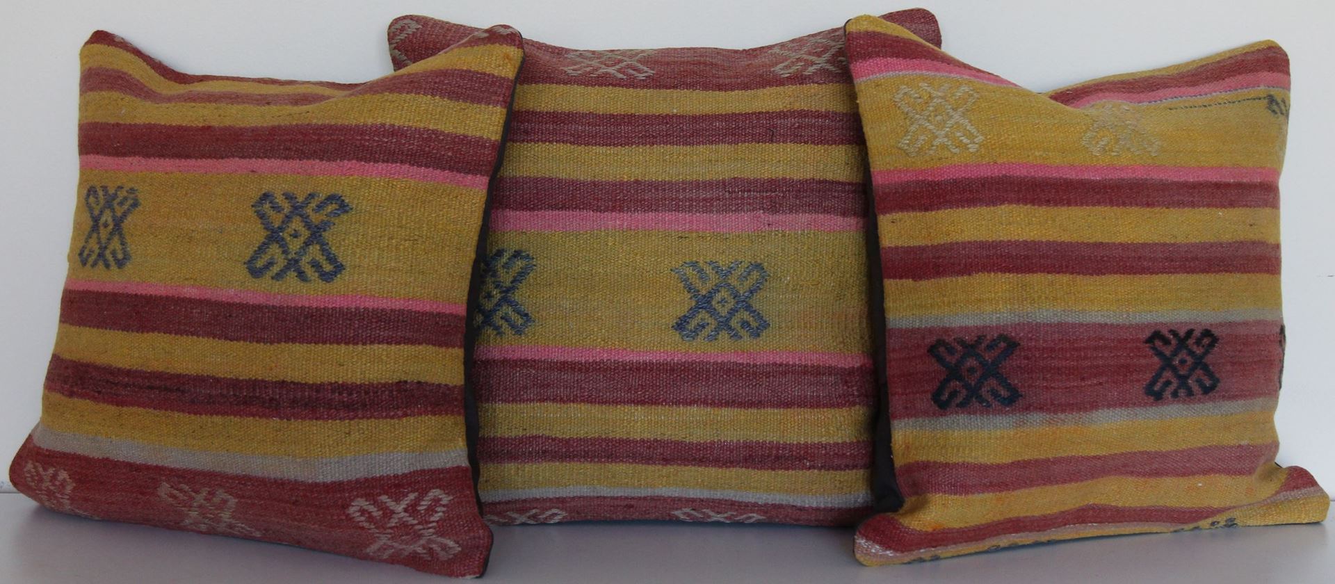 16'' Vintage Rug Pillows Set of 3 ChicagoCozy Rugs Chicago