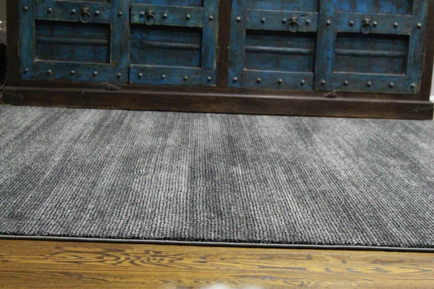 Subtle Striped Gray and Black Rug ChicagoCozy Rugs Chicago